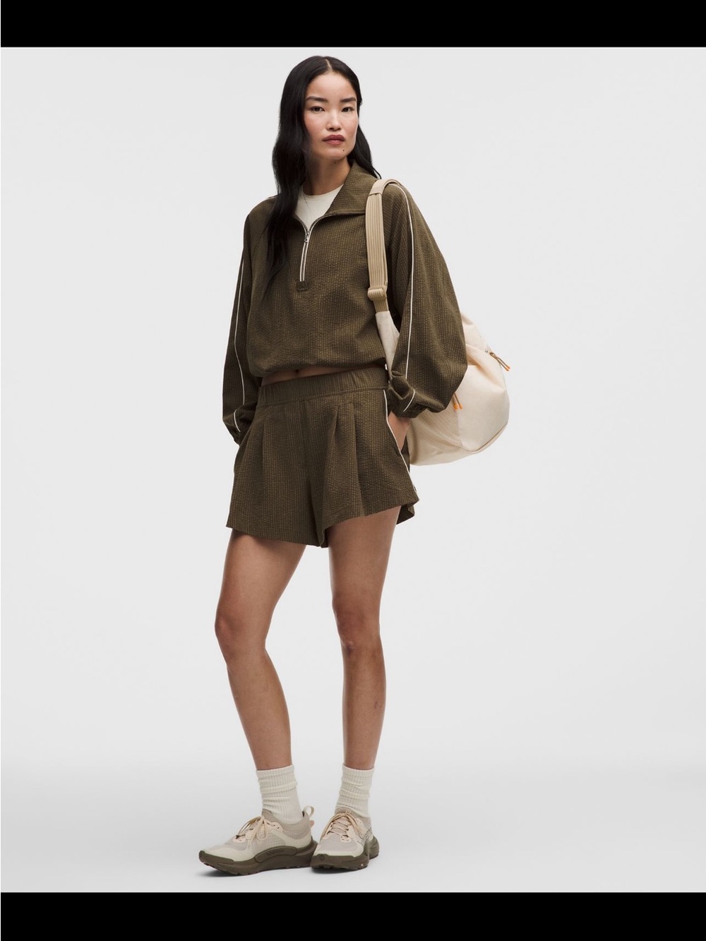 Lululemon Seersucker Woven air HR pleated